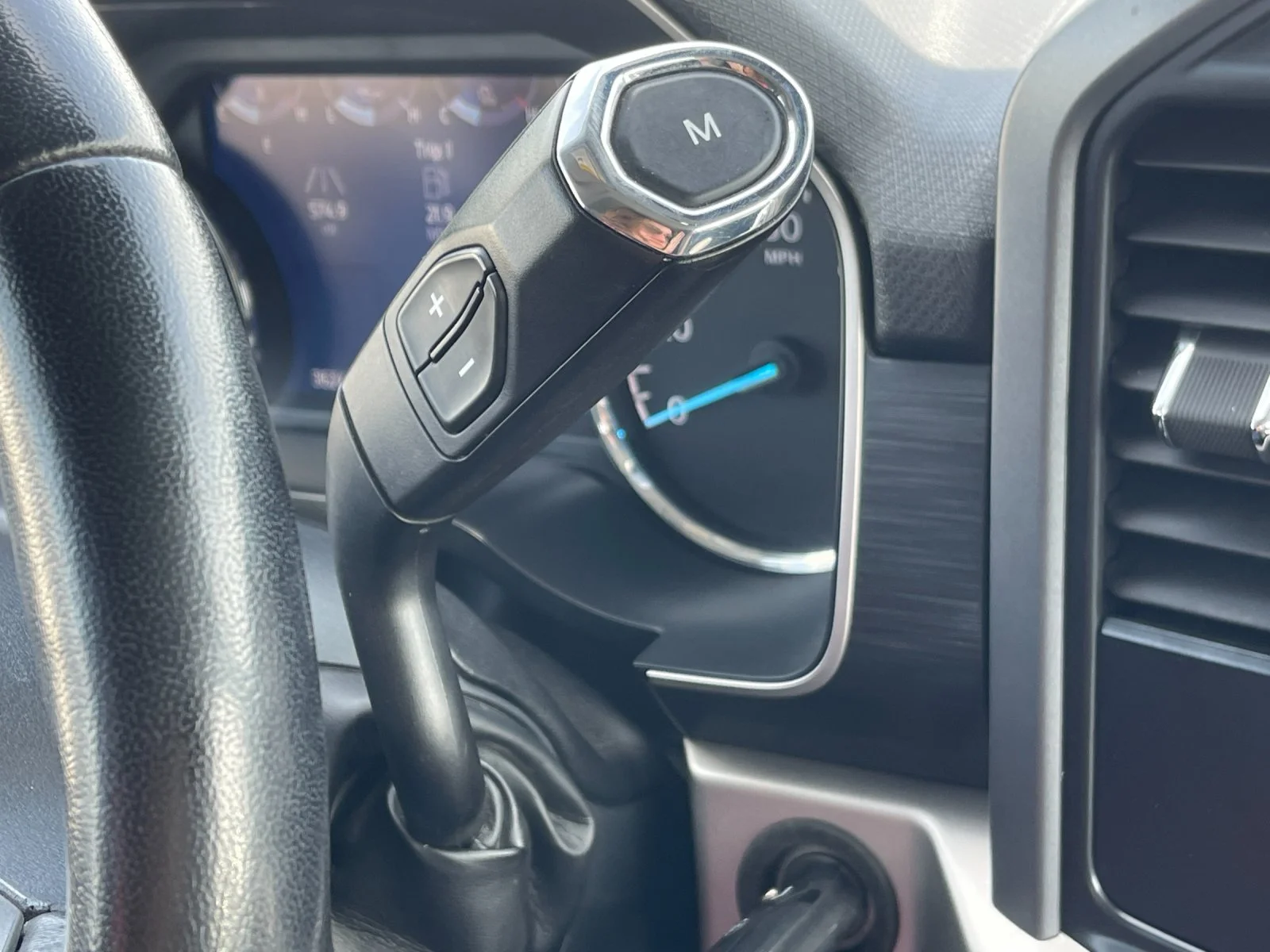 Used 2021 White Ford XLT image 23