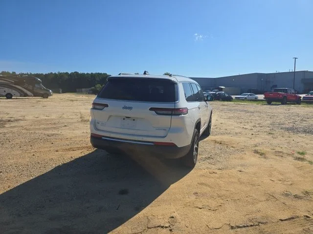 Used 2023 White Jeep Limited image 8