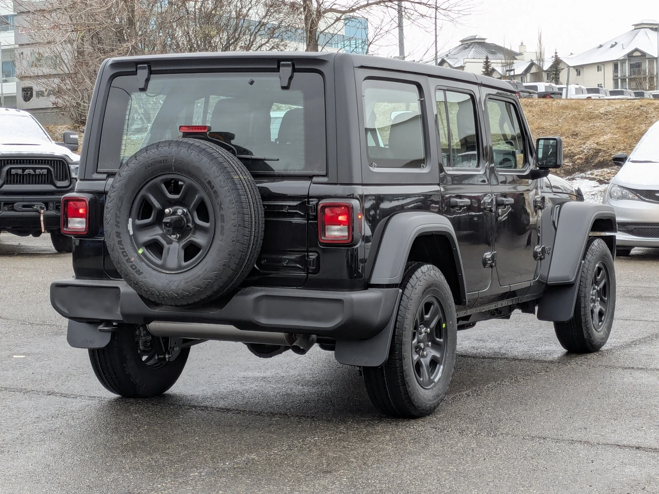 New 2026 Black Jeep Sport - - Black 3-Pc Hard Top - 8-Spd Auto - 12.3 Uconnect 5 - Dana M200 Rear Axle & More! image 8