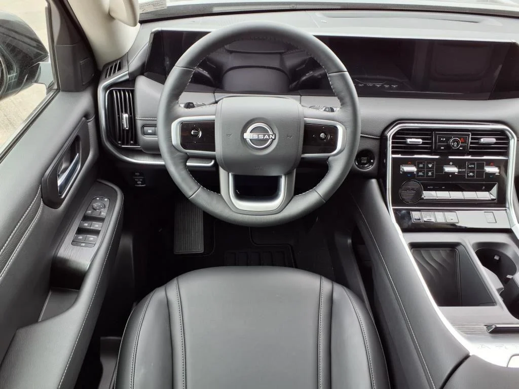 2025 Nissan Armada SV - Photo 12