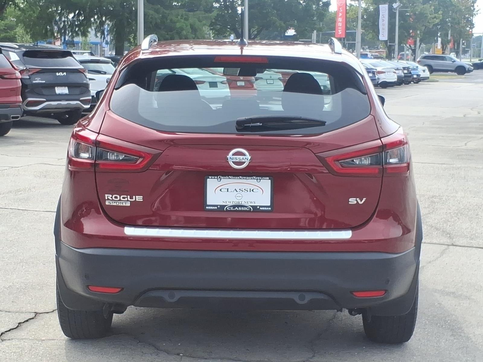 Used 2021 Scarlet Ember Tintcoat Nissan SV image 8