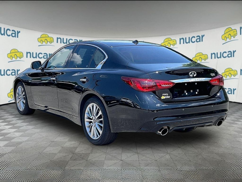 Used 2024 Black Obsidian INFINITI LUXE image 4