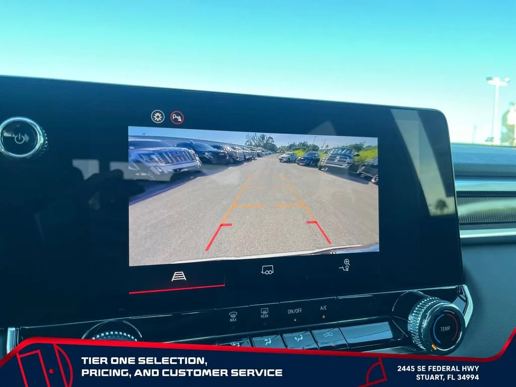 New 2026 Summit White GMC Elevation image 30