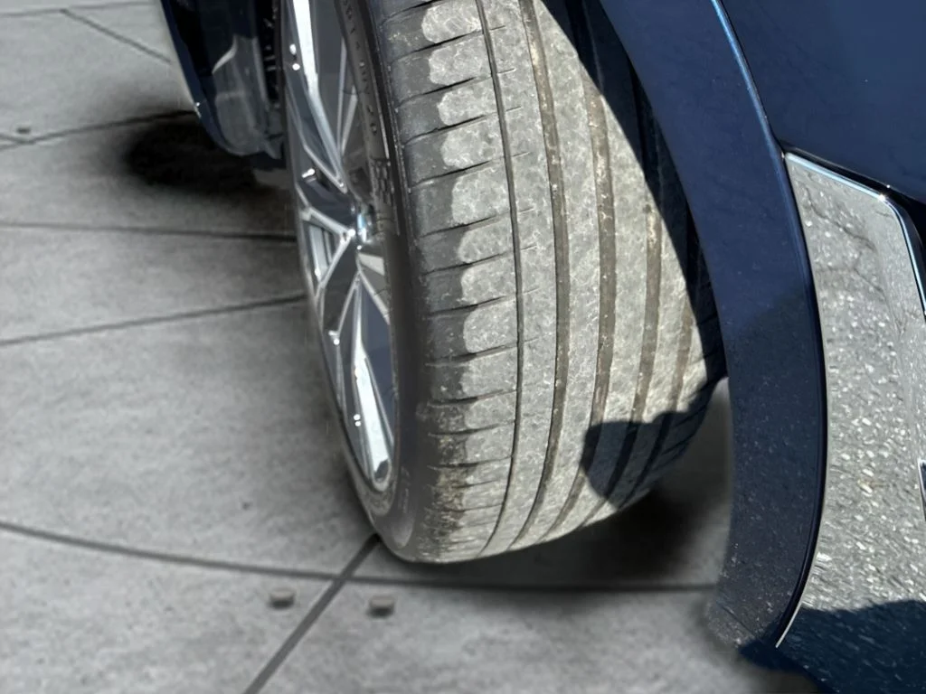 Used 2021 Blue BMW xDrive40i image 29
