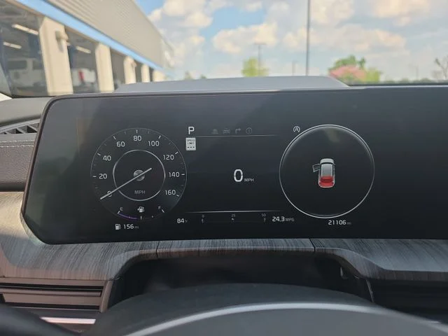 Used 2024 Black Kia SX-Prestige image 21