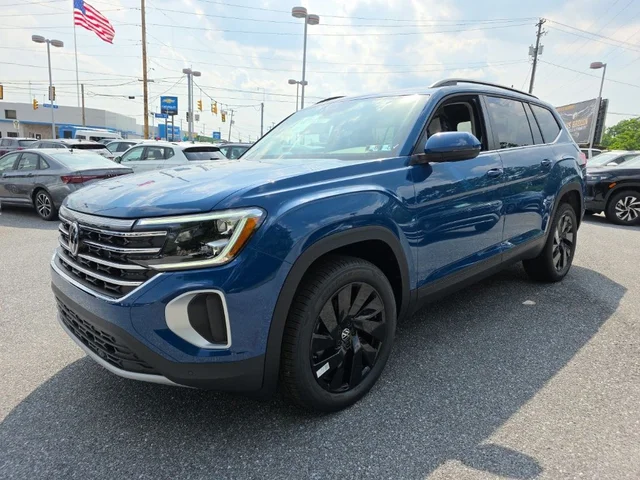 2026 Volkswagen Atlas SE w/Technology