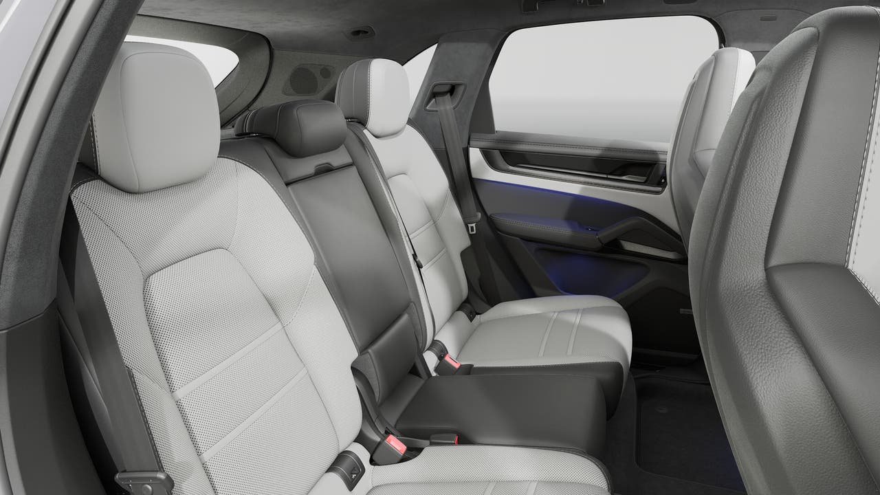 2026 Porsche Cayenne GTS - Photo 13