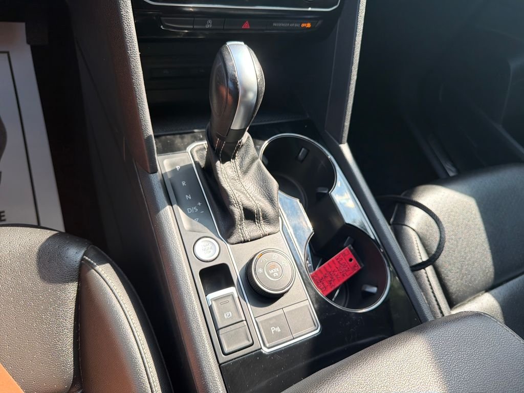 New 2026 Black Volkswagen 2.0T SE image 20