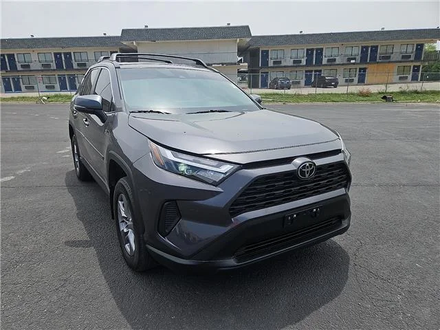 Used 2024 Gray Toyota XLE Front-Wheel Drive image 7