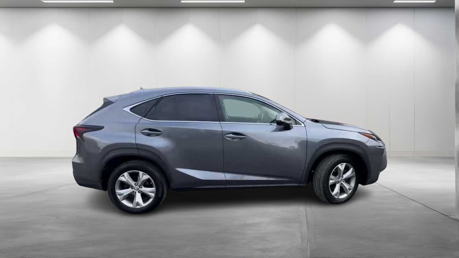 Used 2017 Nebula Gray Pearl Lexus  image 8