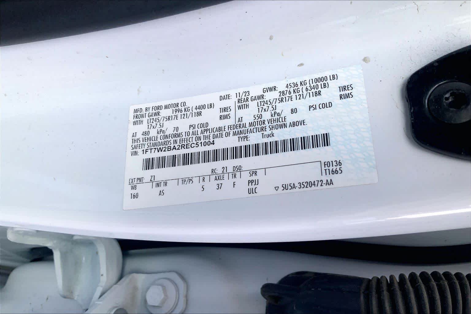 Used 2024 Oxford White Ford XL image 29