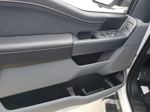 New 2026 Star White Metallic Tri-Coat Ford Lariat® image 13