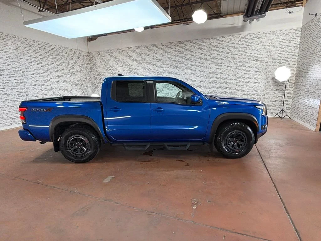 Used 2025 Bluestone Pearl Nissan PRO-X image 8