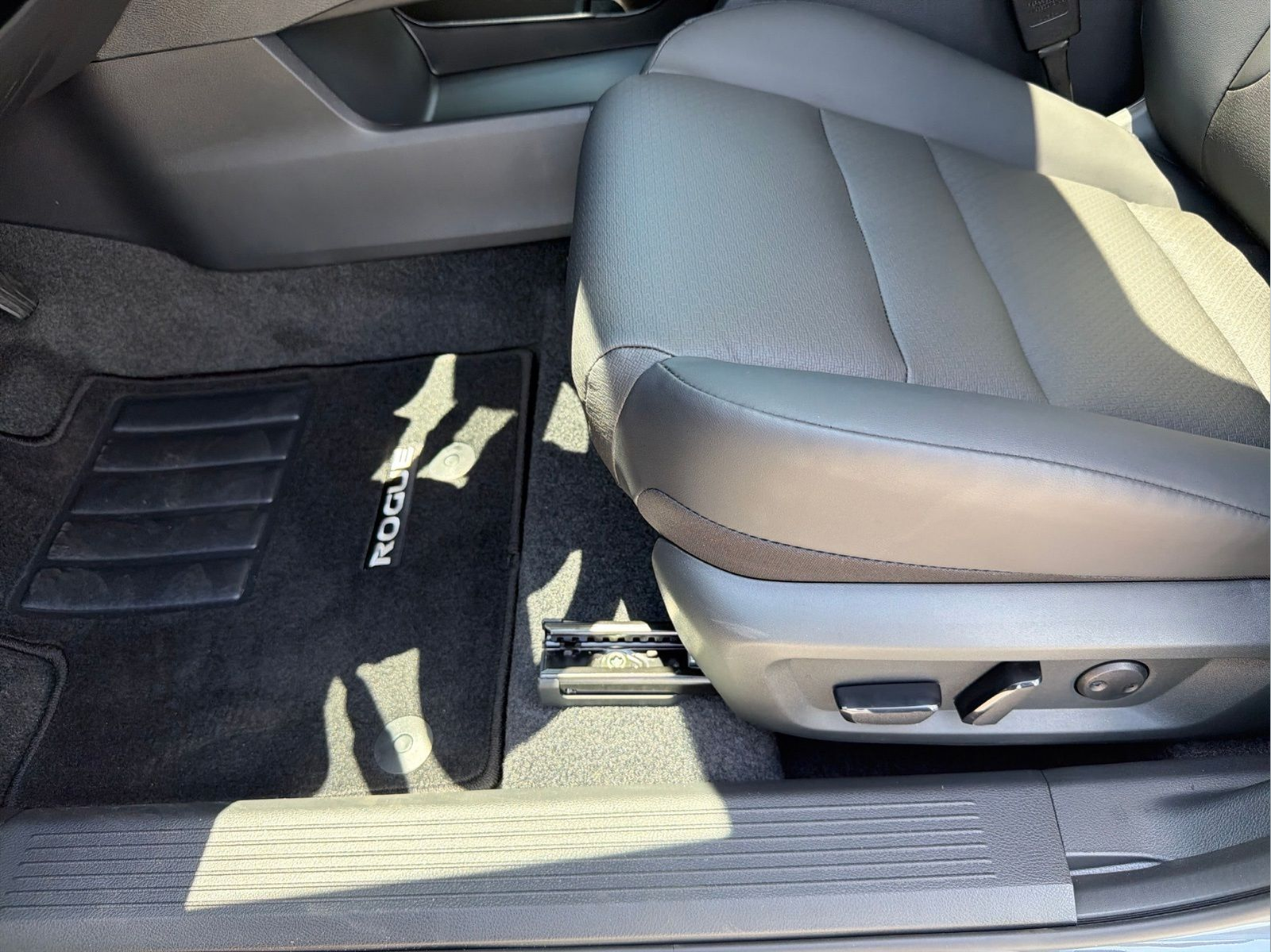New 2026 Gray Nissan Dark Armor image 28
