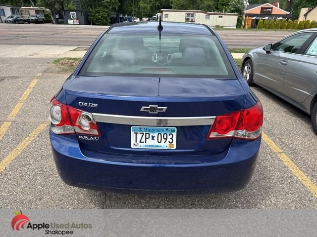 Used 2013 Blue Chevrolet LS image 3