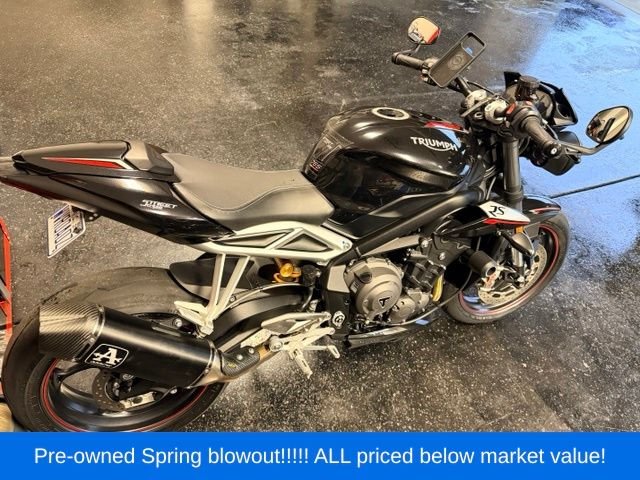 Used 2018 Black Triumph motorcycle image 10