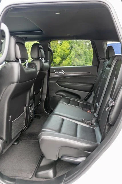 Used 2022 White Jeep Limited image 12