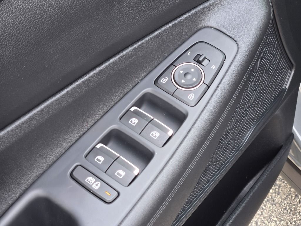 Used 2023 Gray Hyundai SEL image 20