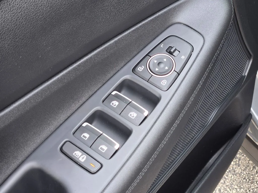 Used 2023 Gray Hyundai SEL image 20