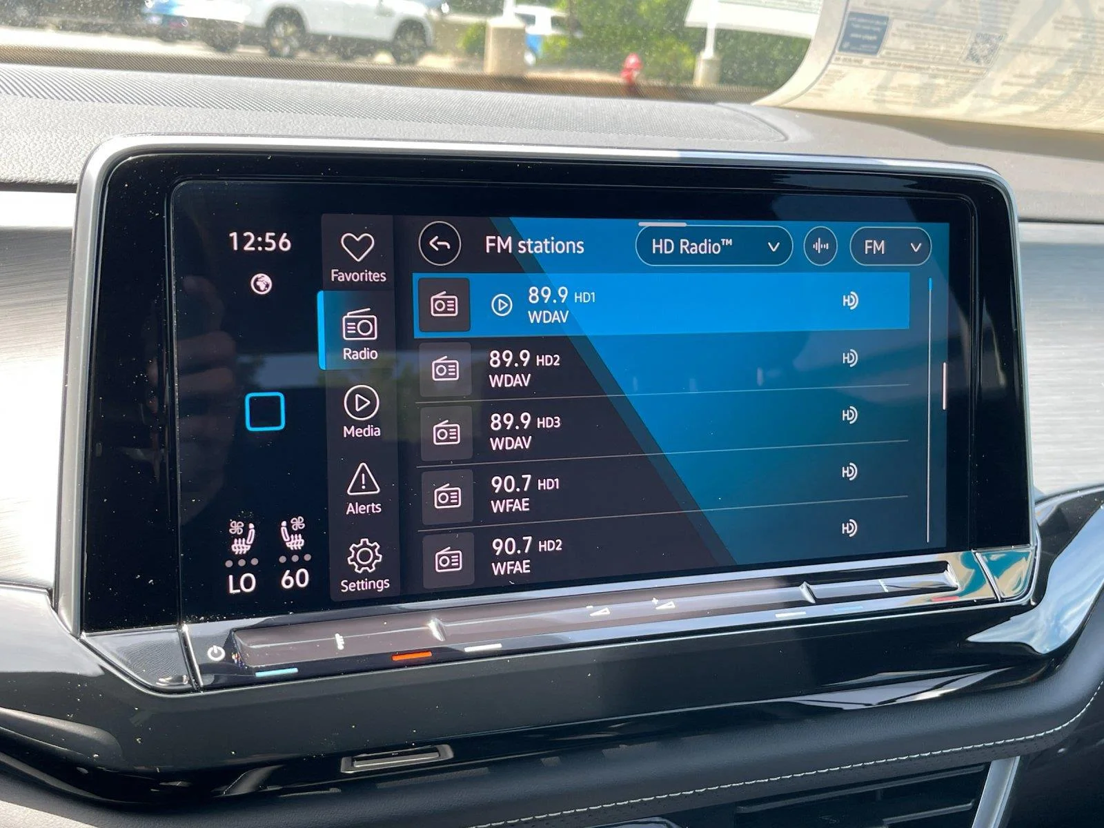 New 2026 Pure Gray Volkswagen 2.0T SE w/Technology image 24