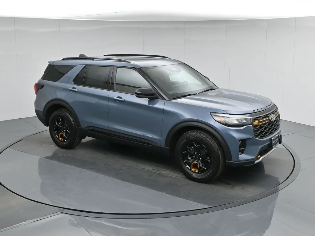 New 2026 Vapor Blue Metallic Ford Tremor image 43
