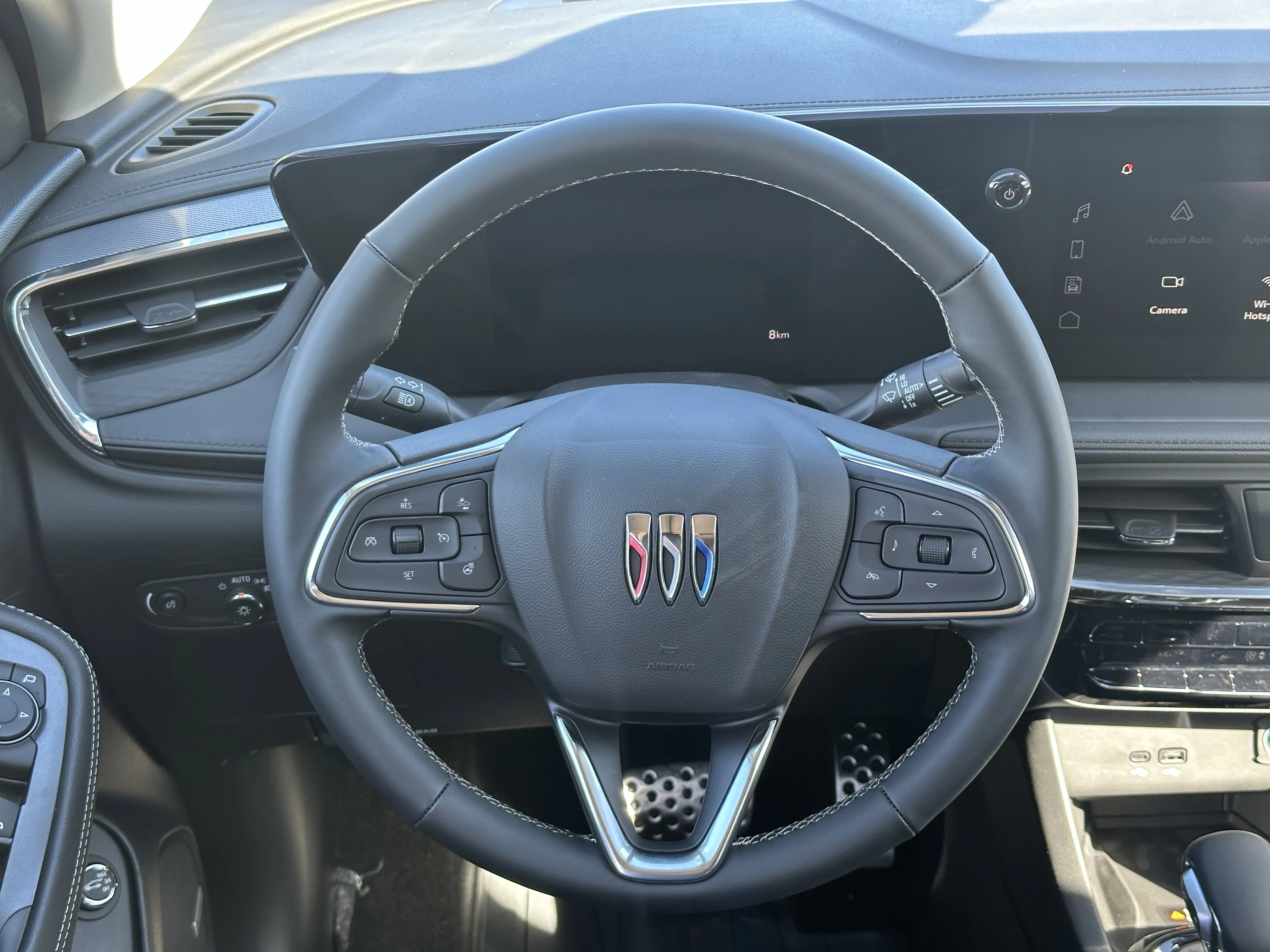 New 2026 White Frost Tricoat Buick Avenir image 11