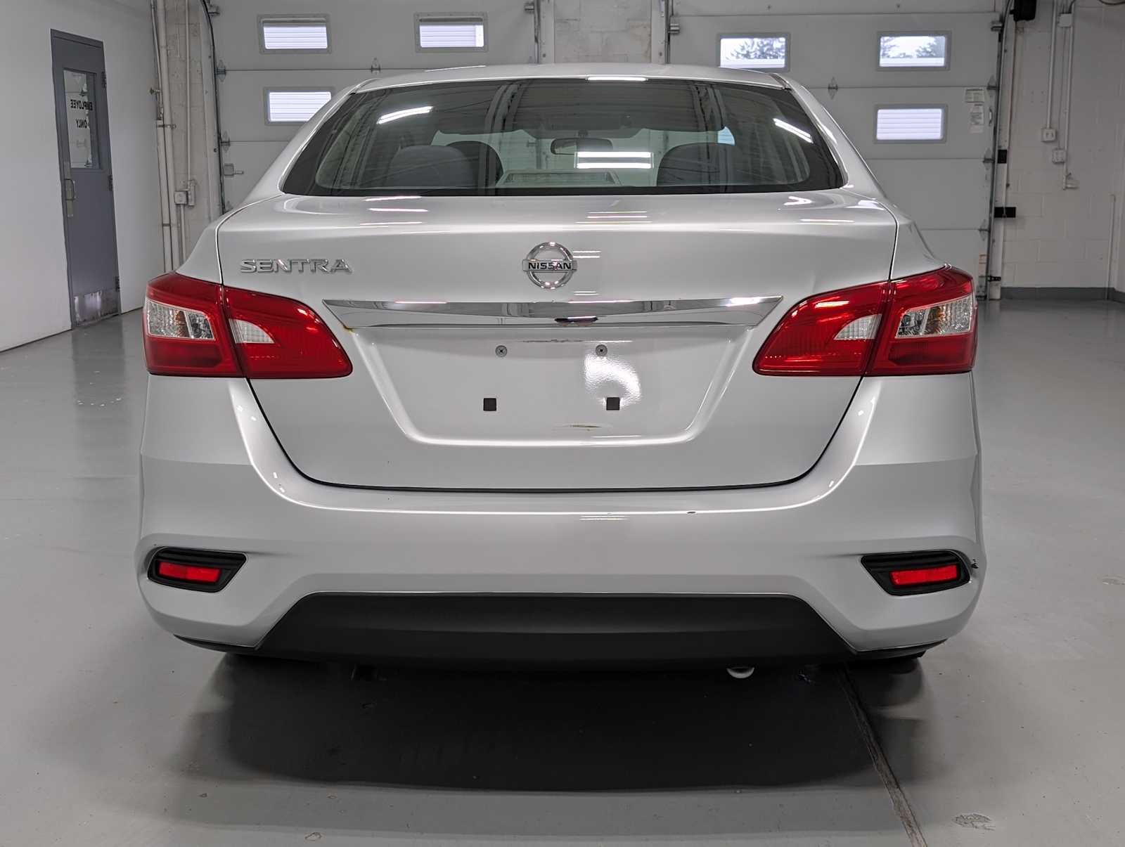 Used 2017 Brilliant Silver Nissan S image 10