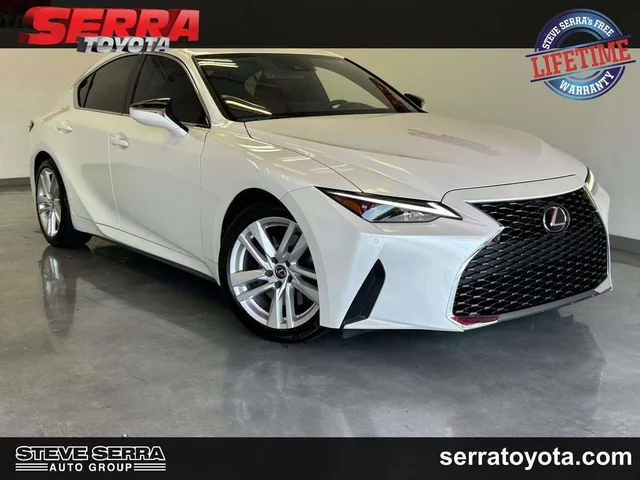 2024 Lexus IS 300