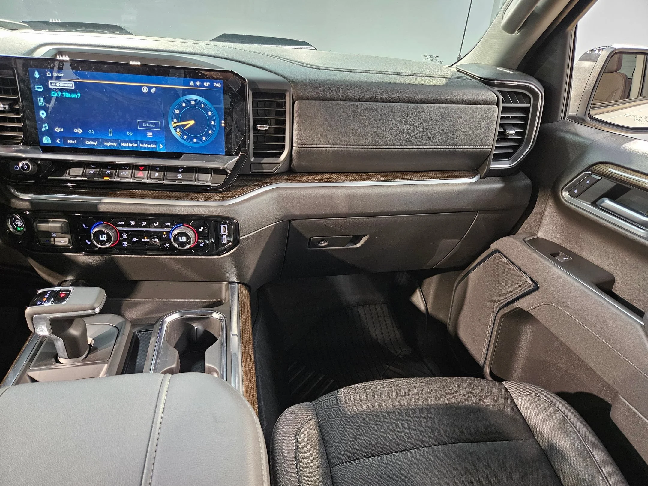 Used 2026 Summit White Chevrolet LT Trail Boss image 11