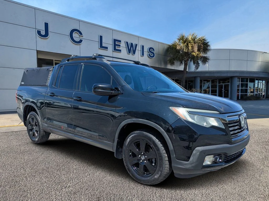 2017 Honda Ridgeline Black Edition's photo
