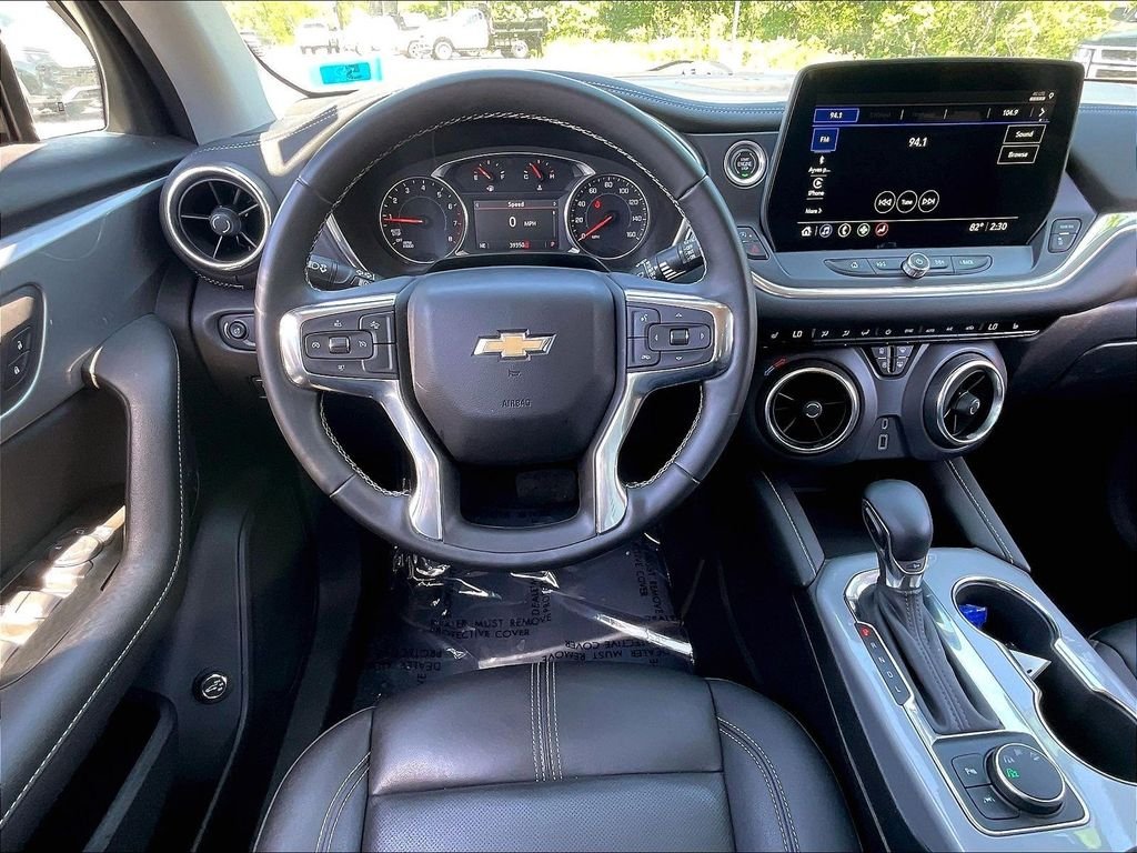 Used 2023 Gray Chevrolet LT image 16