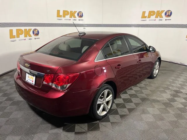 Used 2016 Red Tintcoat Chevrolet 2LT image 3