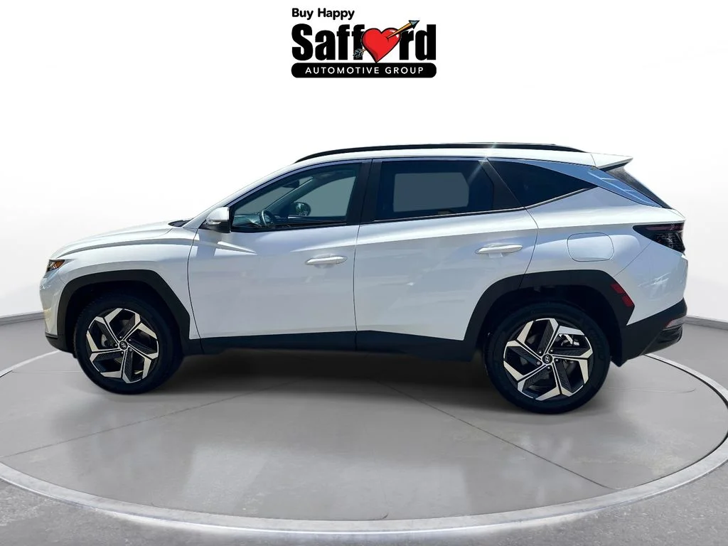 Used 2023 White Hyundai SEL image 5