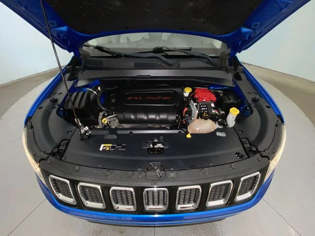 Used 2019 Blue Jeep Latitude image 26