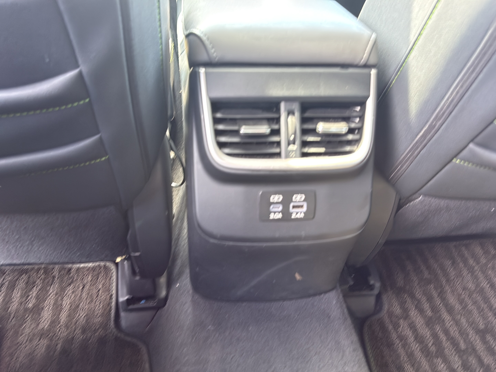Used 2025 Silver Subaru Onyx Edition image 18