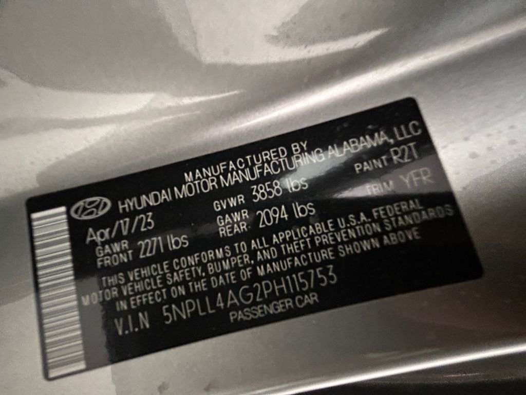 Used 2023 Silver Hyundai SE image 20