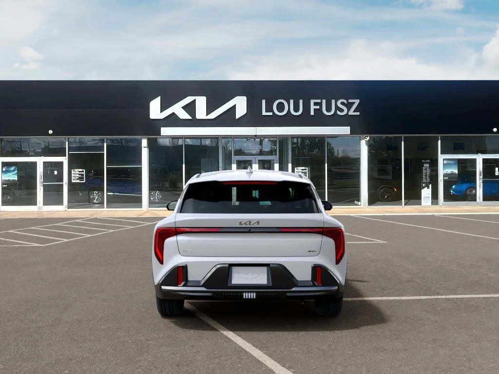 New 2026 Snow White Pearl Kia GT-Line image 5