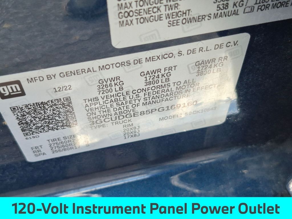 Used 2023 Blue Chevrolet LTZ image 32