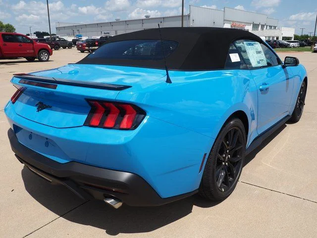 2025 Ford Mustang EcoBoost Premium Convertible - Photo 60