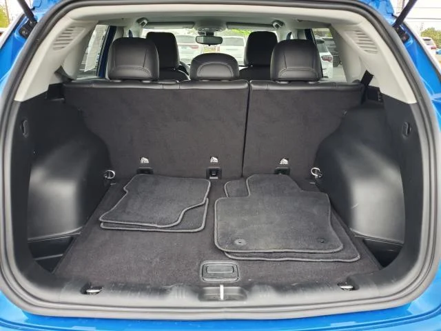 Used 2022 Laser Blue Pearlcoat Jeep Latitude image 26