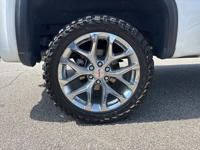 Used 2023 Summit White GMC AT4X image 10