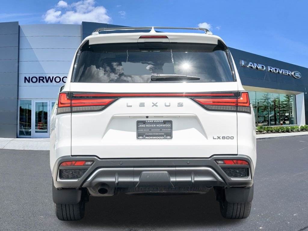 Used 2023 White Lexus 600 F SPORT image 5