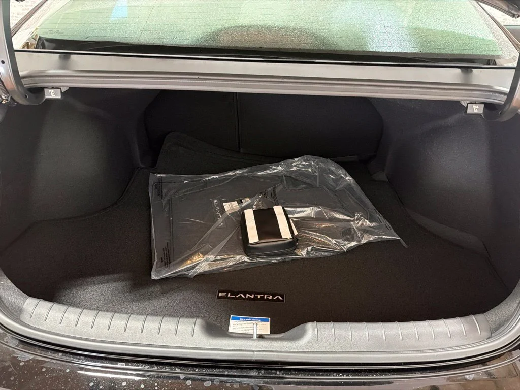 New 2026 Abyss Black Hyundai SEL Sport Plus image 12