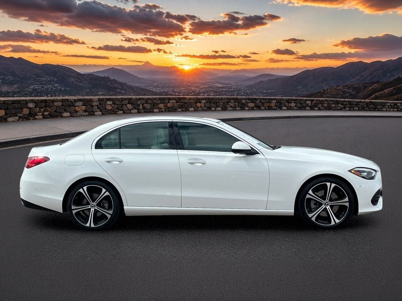 Used 2025  Mercedes-Benz C 300 image 6