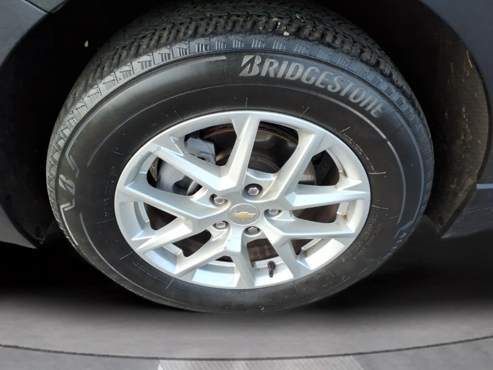 Used 2023 Iron Gray Metallic Chevrolet LT image 27