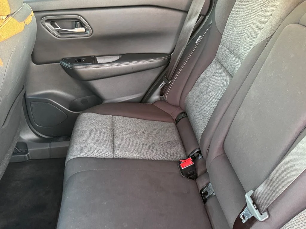 Used 2024 Silver Nissan SV image 11
