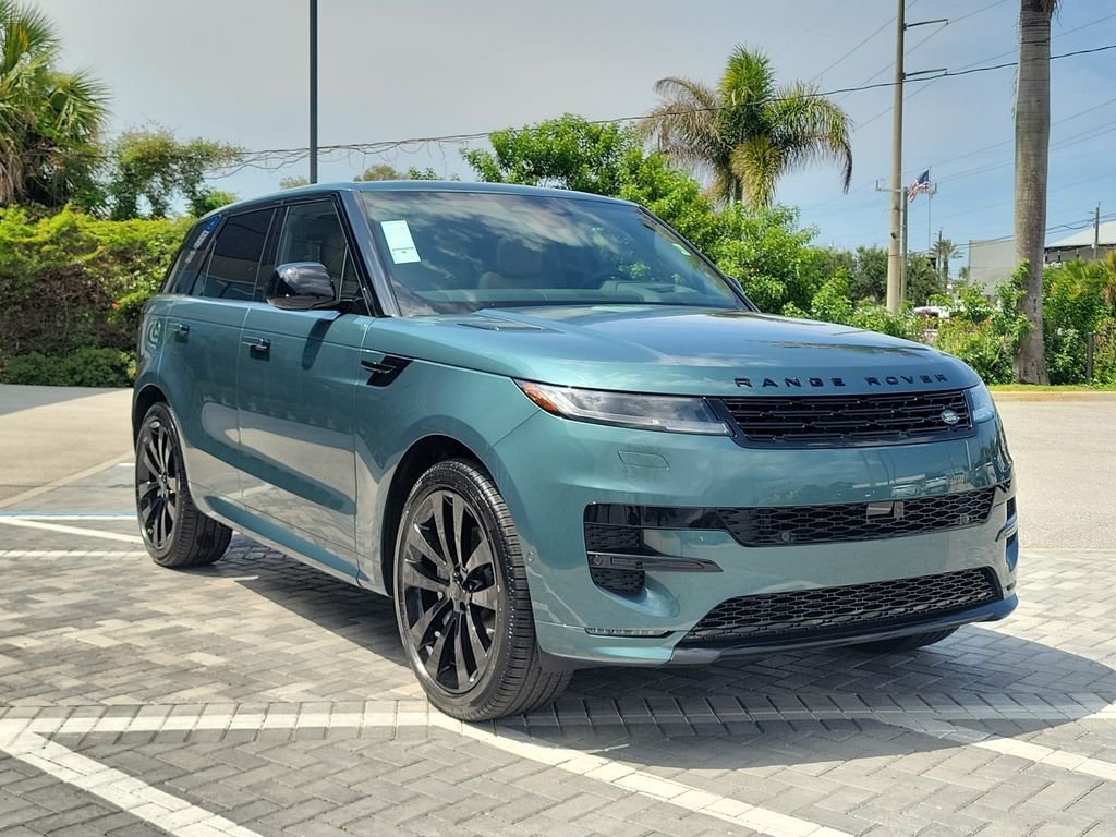 New 2026 Giola Green LAND ROVER Dynamic SE image 7