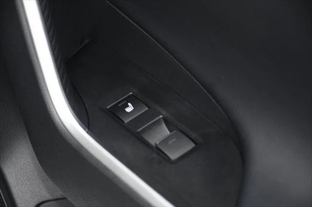 Certified Used 2024 WIND CHILL PEARL Toyota  image 22