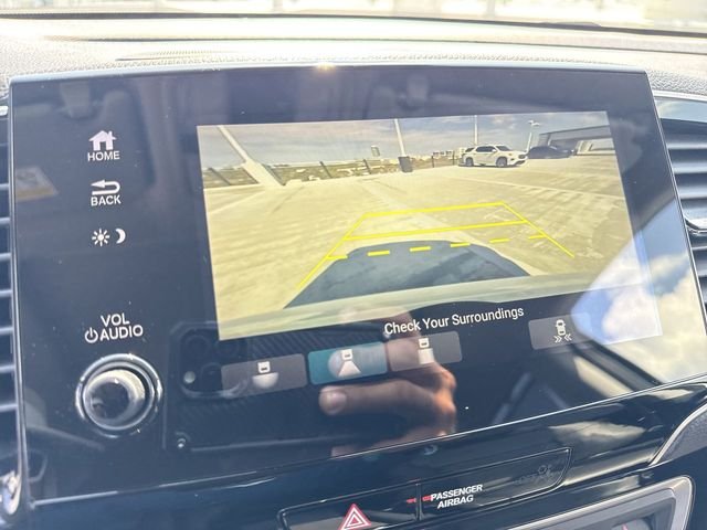 Used 2019  Honda Touring image 17