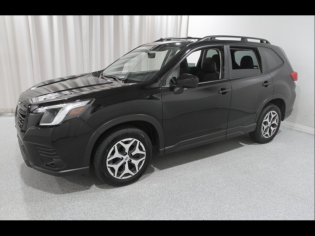 2023 Subaru Forester Premium - Photo 3